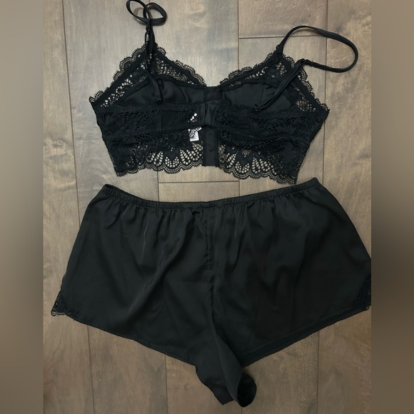 La Vie en Rose pajama/lingerie set - Picture 2 of 4